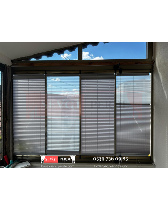 cam balkon plise perde