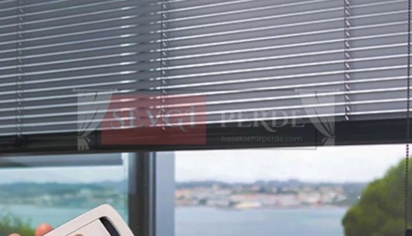 motorlu metal jaluzi perde modelleri